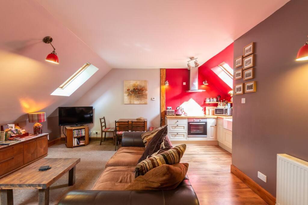 The Beeches Studio, Highlands Of Scotland Newtonmore Eksteriør bilde