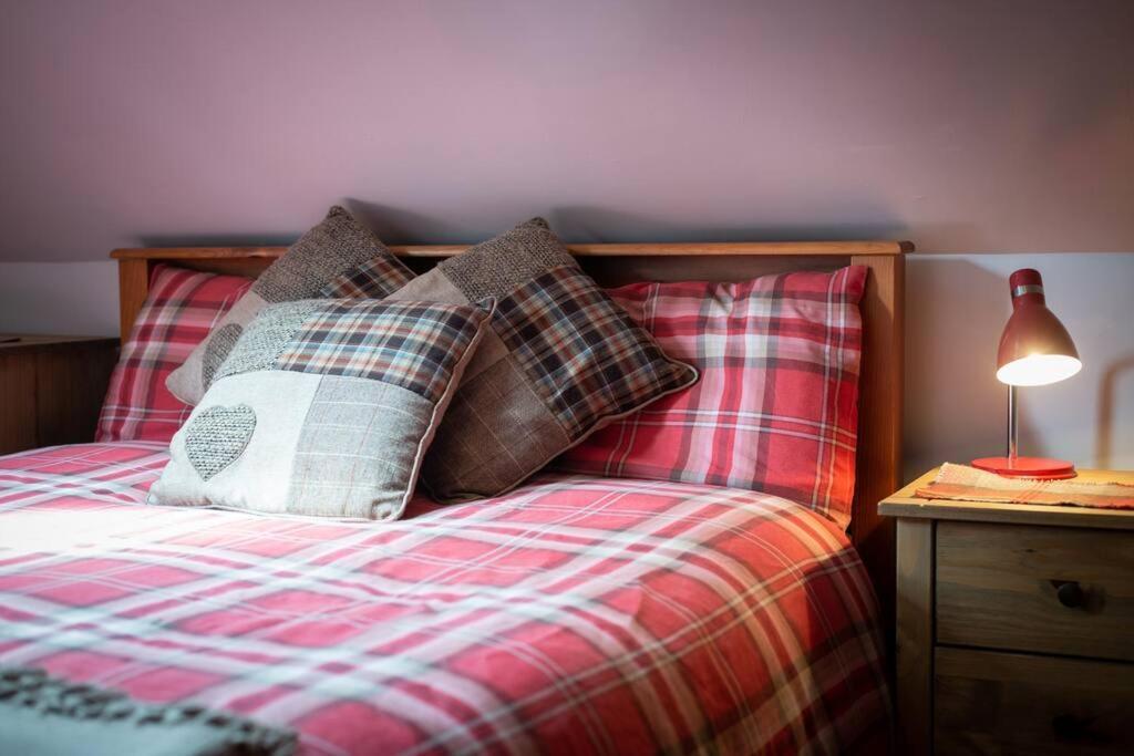 The Beeches Studio, Highlands Of Scotland Newtonmore Eksteriør bilde